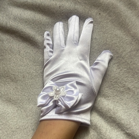 Marriage/special event gloves - Picture 3 of 3